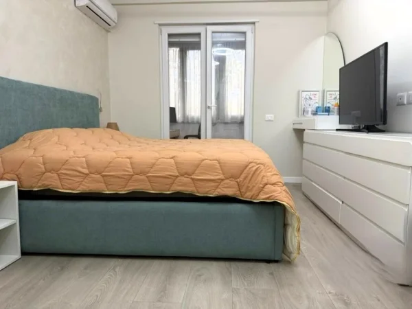 Tirane, shitet apartament 2+1 Kati 2, 107 m² 225.000 € (Ali Demi)
