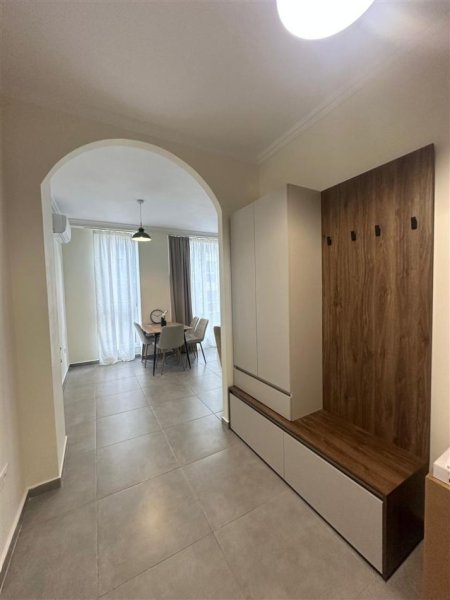 Tirane, jepet me qera apartament 1+1 Kati 1, 65 m² 650 € (Kompleksi Avid)