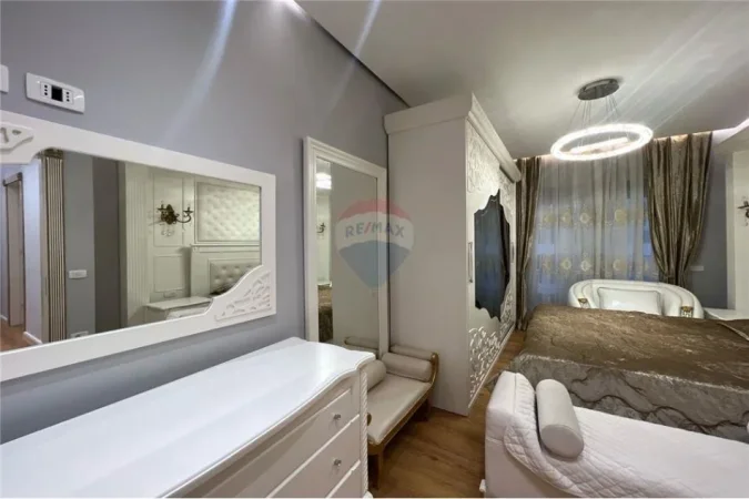 Tirane, jepet me qera apartament 3+1+Ballkon , 135 m² 1.400 € (kompleksi delijorgji)