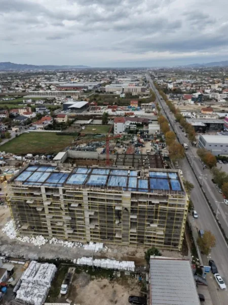 Tirane, shitet apartament 1+1 Kati 3, 64 m² 46.700 € (kamez)