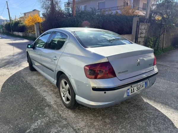 Berat, shitet makine Peugeot 407 Benzin+Gaz, gri metalizato manuale Klima 277 km 2.500 €