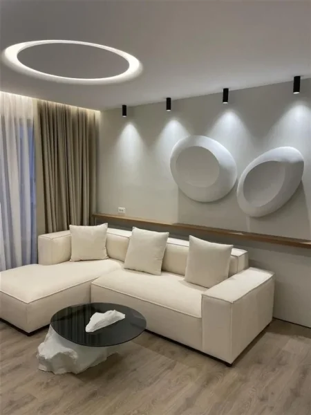 Tirane, jepet me qera apartament 1+1+Ballkon Kati 6, 65 m² 500 € (YZBERISHT)