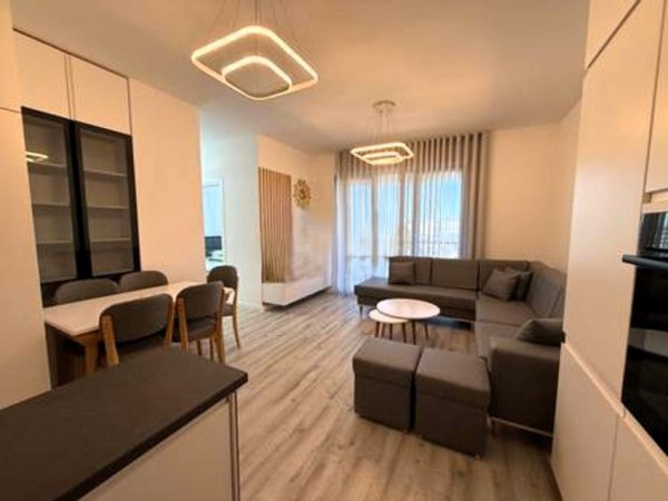 Tirane, jepet me qera apartament 1+1 Kati 7, 90 m² 800 € (DON BOSKO)