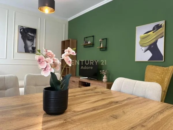 Tirane, jepet me qera apartament 1+1 Kati 1, 70 m² 650 € (Bulevardi Ri)