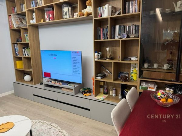 Tirane, shes apartament 2+1 Kati 2, 107 m² 225.000 € (Tregu Elektrik)