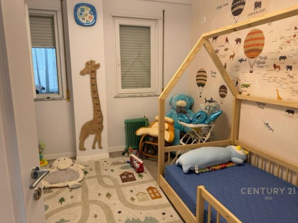 Tirane, shes apartament 2+1 Kati 2, 107 m² 225.000 € (Tregu Elektrik)