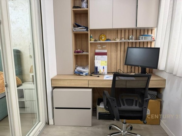 Tirane, shes apartament 2+1 Kati 2, 107 m² 225.000 € (Tregu Elektrik)