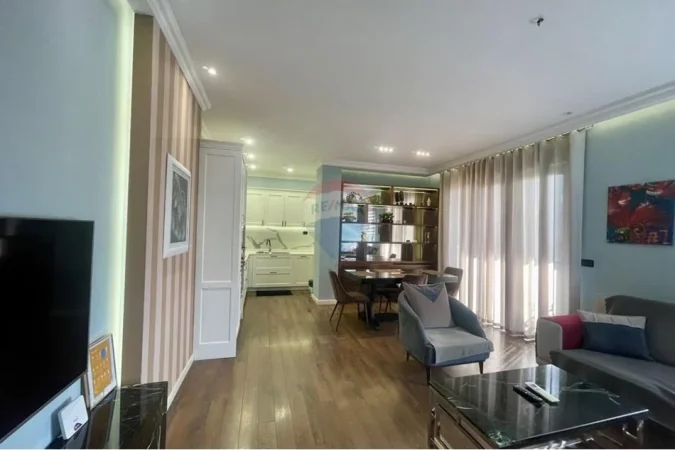 Tirane, jepet me qera apartament 2+1+Ballkon Kati 10, 95 m² 1.500 € (Rruga Kajo Karafili, Tirane)