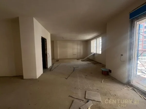 Tirane, shes apartament 1+1+Ballkon Kati 1, 110 m² 154.000 € (Bulevardi Ri)