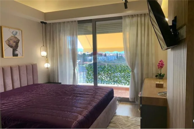 Tirane, jepet me qera apartament duplex Dublex , 95 m² 900 € (Rruga e Elbasanit)