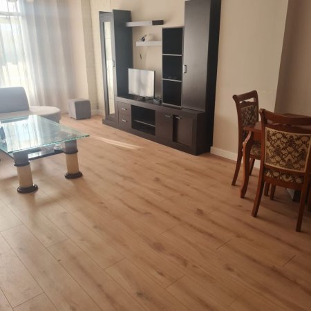 Tirane, jepet me qera apartament 2+1+Ballkon Kati 7, 130 m² 750€ (Zogu Zi/Rr.Muhamet Gjollesha)
