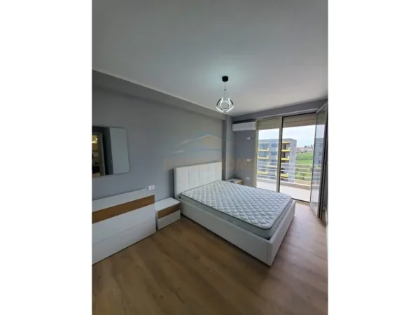 Qera, Apartament 2+1+2+Post Parkimi , Shkozë, Tiranë 500 €
