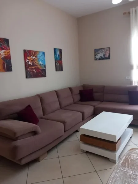 Tirane, jepet me qera apartament 2+1+Aneks+Ballkon Kati 5, 95 m² 600 € (Delijorgji)