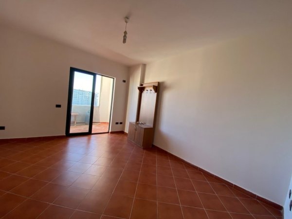 Durres, shitet apartament 2+1+Ballkon Kati 10, 82 m² 120.000 € (Abaz Celkupa)