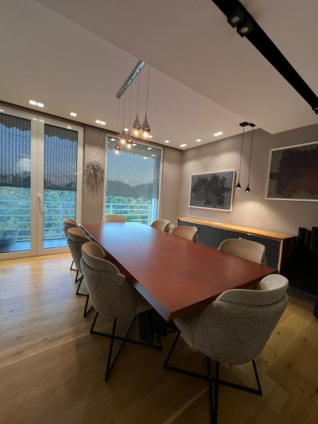 Tirane, jepet me qera apartament 3+1 , 108 m² 2.000 € (Kodra e diellit)