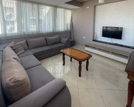 Tirane, shitet apartament 2+1 Kati 4, 99 m² 181.000 € (21 dhjetori , rruga e kavajes)