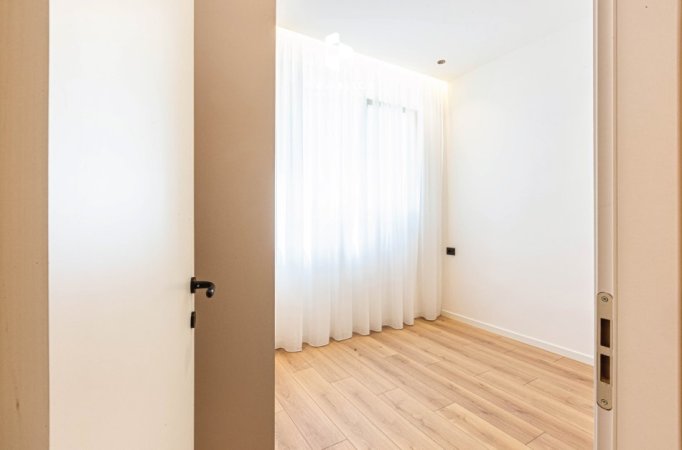 NEW🔥 1+1 (121,500) 📍K. Zoologjik - Rr. Eduart Mano | 100% i Ri - Cilësi Gjermane (Dhene me qera 550€/muaj💶) 300m nga diga LAKE VIEW super LOCATION