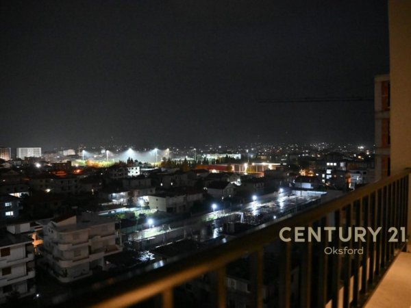 Tirane, shitet apartament 2+1+Ballkon Kati 7, 97 m² 125.000 € (qender kamez)