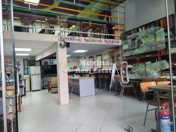 Tirane, jepet me qera ambjent biznesi Kati 1, 106 m² 600 € (Ali Demi)