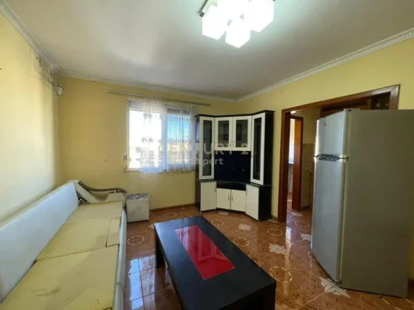 Tirane, shitet apartament 2+1+Ballkon Kati 5, 60 m² 100.000 € (laprake prane kmy)