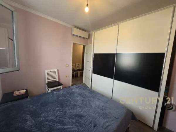 Tirane, shitet apartament 2+1+Ballkon Kati 10, 72 m² 