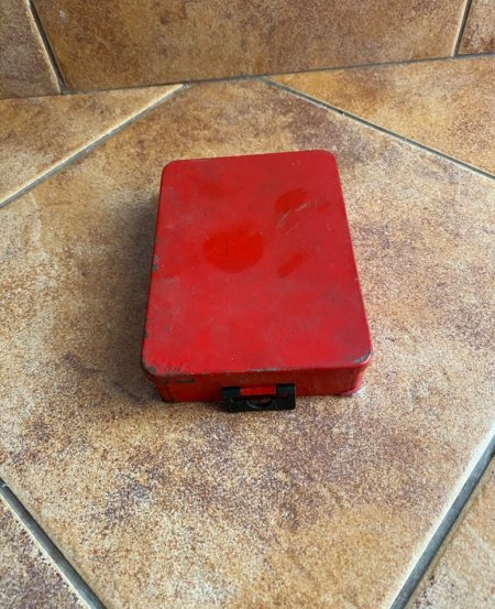 Tirane, shes Set puntosh