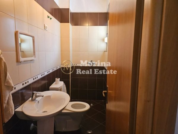 Tirane, jepet me qera apartament 2+1 Kati 7, 100 m² 500 € (Astir)