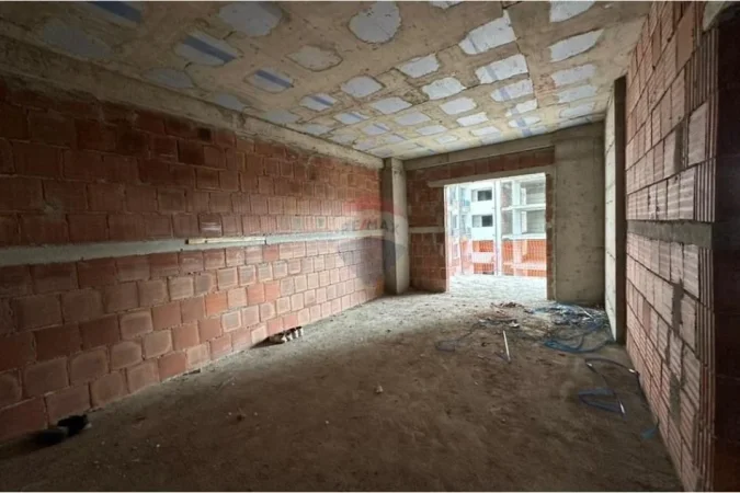 Tirane, shitet apartament 2+1 Kati 2, 121 m² 180.000 € (Ish Fusha e Aviacionit (ID: 530191031-717)