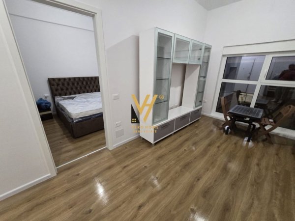 Tirane, jepet me qera apartament 1+1+Ballkon Kati 4, 72 m² 500 € (ALI DEMI)