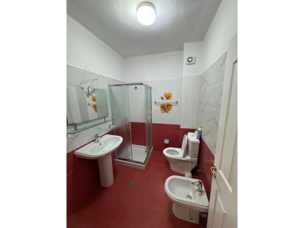 Tirane, shitet apartament duplex 2+1+Ballkon Kati 1, 110 m² 290.000 € (Kodra e Diellit)