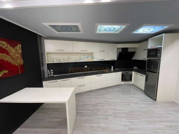 Tirane, shitet apartament 2+1+Ballkon Kati 1, 105 m² 248.000 € 