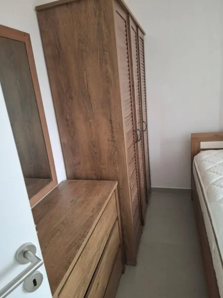 Tirane, jepet me qera apartament 2+1+Ballkon Kati 3, 100 m² 750 € 