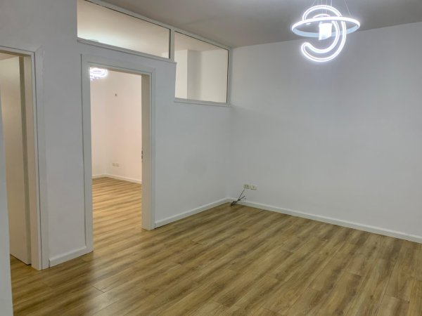Tirane, shitet apartament 2+1+Ballkon Kati 3, 77 m² (Rruga loni ligori)