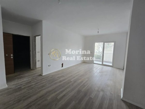 Tirane, shitet apartament 1+1 Kati 1, 73 m² 126.000 € (Laprake)