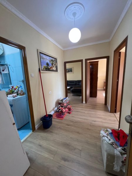 Tirane, shitet apartament 2+1 , 74 m² 135.000 € (Rruga ali demi)