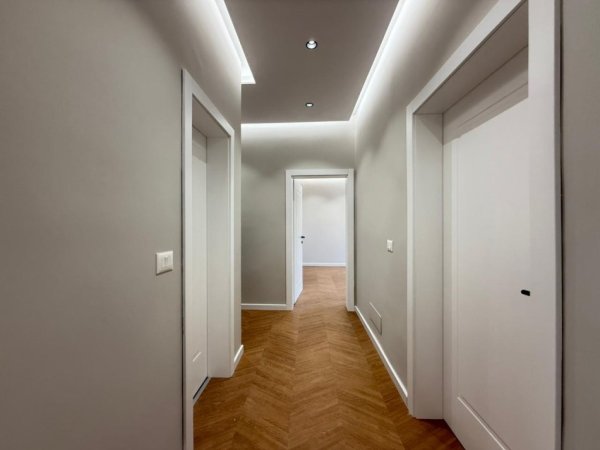 Tirane, shitet apartament 2+1 Kati 4, 90 m² 249.001 € (Rruga myslym shyri)