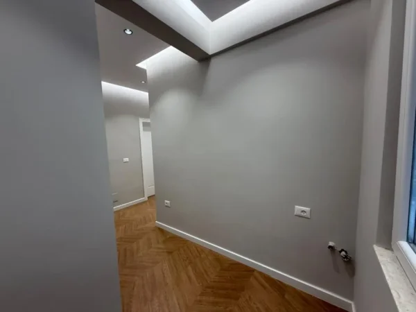 Tirane, shitet apartament 2+1 Kati 4, 90 m² 249.001 € (Rruga myslym shyri)