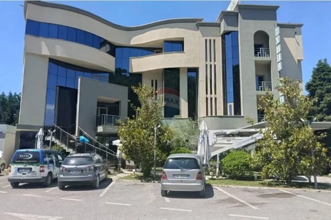 Tirane, shitet hotel , 2.865 m² 3.200.000 € (Vaqarr, Tiranë (ID: 530571004-1)