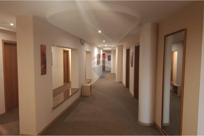 Tirane, shitet hotel , 2.865 m² 3.200.000 € (Vaqarr, Tiranë (ID: 530571004-1)