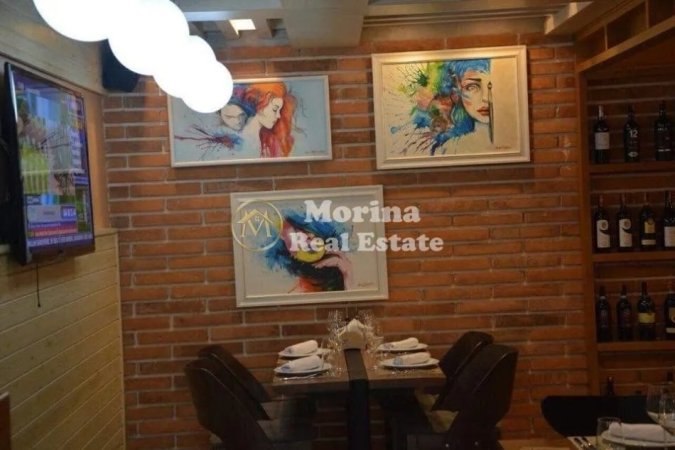 Tirane, jepet me qera ambjent biznesi Kati 0, 157 m² 2.000 € (Rruga e Durresit)