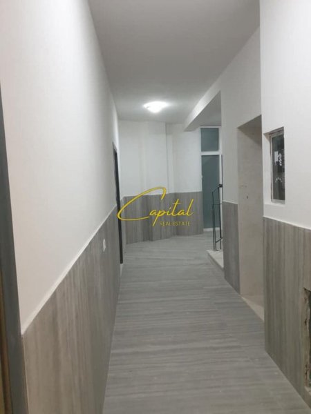 Tirane, jepet me qera ambjent biznesi Kati 1, 74 m² 1.000 € (ASTIR)