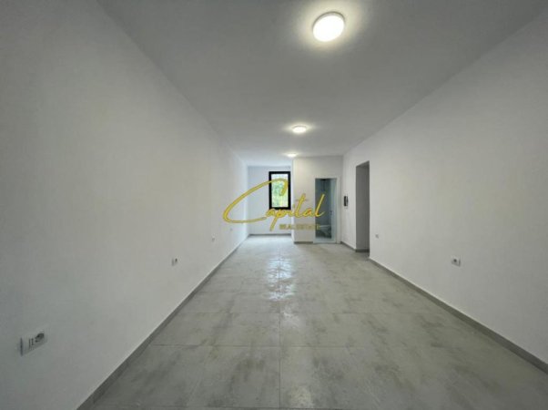 Tirane, jepet me qera ambjent biznesi Kati 0, 70 m² 800 € (STADIUMI DINAMO)