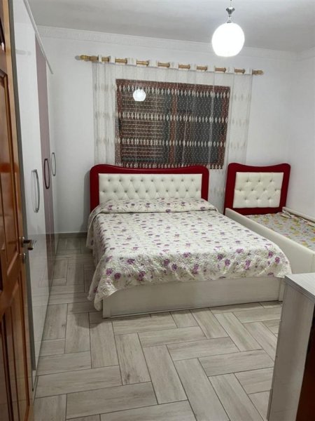 Tirane, jepet me qera apartament 2+1 Kati 1, 90 m² 400 € (ASTIR)