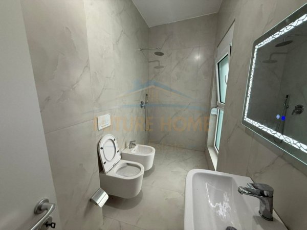 Tirane, jepet me qera apartament 2+1 Kati 5, 80 m² 500 € (Alidemi , Residenca Kadiu)