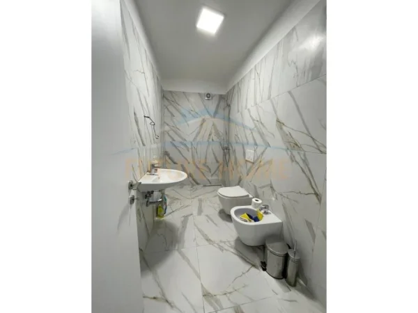 Tirane, jepet me qera apartament 1+1 Kati 4, 65 m² 450 € (Astir , Residenca Future Home)