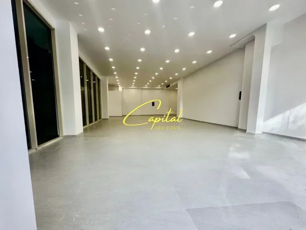 Tirane, jepet me qera dyqan Kati 0, 170 m² 4.200 € (BLV GJERGJ FISHTA)