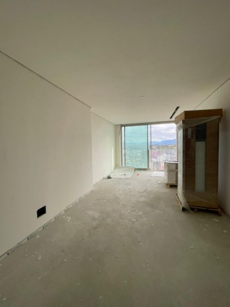 Tirane, shitet apartament 1+1 Kati 21, 139 m² (DownTown One)