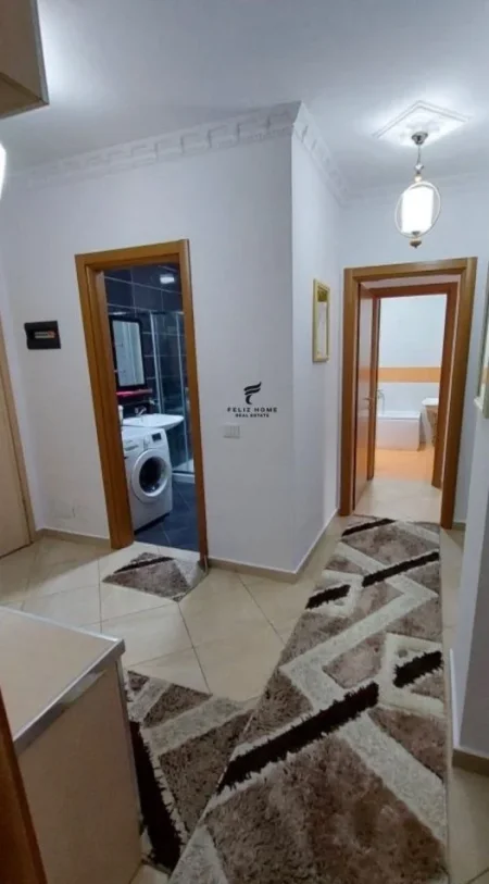 Tirane, jepet me qera apartament 2+1 Kati 2, 100 m² 800 € (JORDAN MISJA)