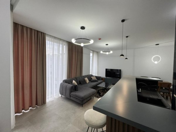 Tirane, jepet me qera apartament 2+1 Kati 2, 100 m² 1.300 € 
