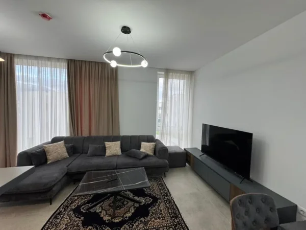 Tirane, jepet me qera apartament 2+1 Kati 2, 100 m² 1.300 € 